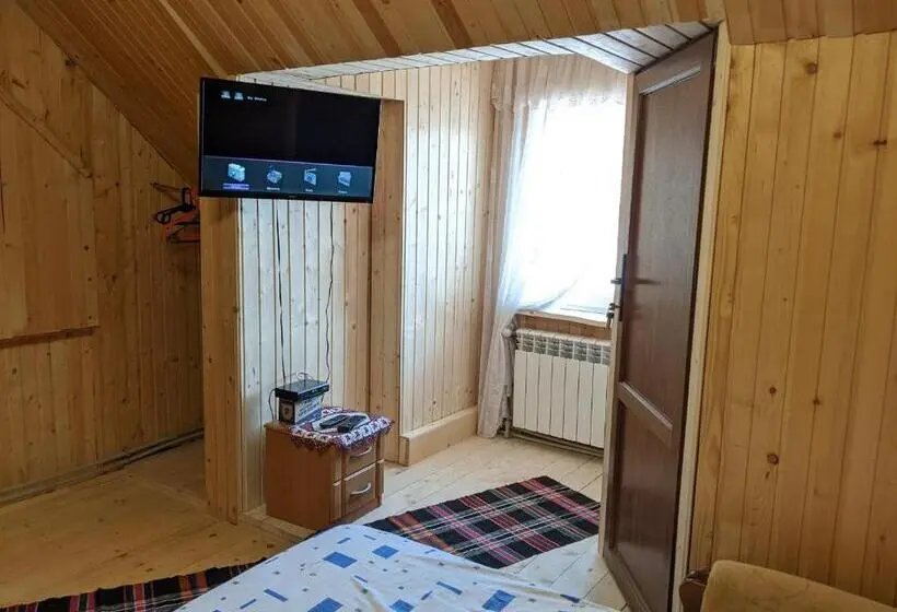 Standard-huone Puutarhanäkymä, Gostynna Rodyna