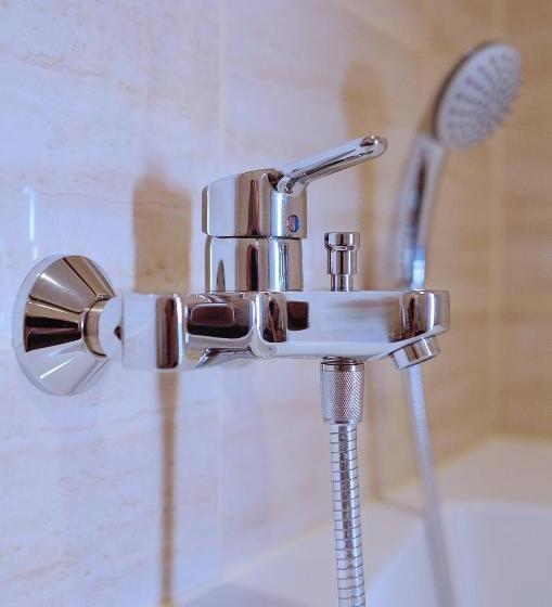 جناح, Penzion Prefila