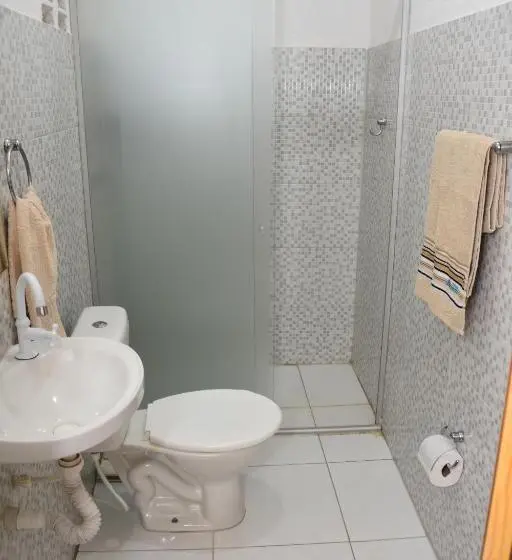 スタンダードルーム, Pousada E Posto Amigão