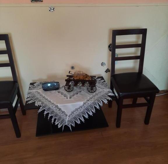 Номер Стандарт, Vila La Izvorul Putinei