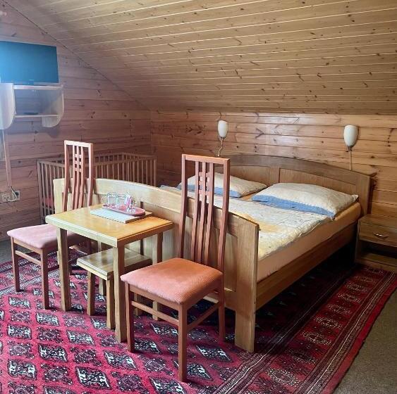 Standard Szoba, Pension Grizzly