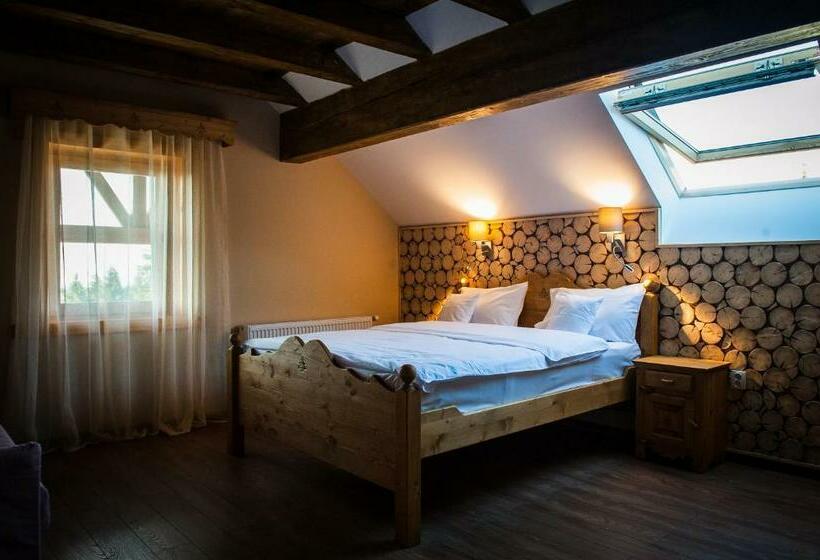 Номер Deluxe, Pensiunea Colt De Rai