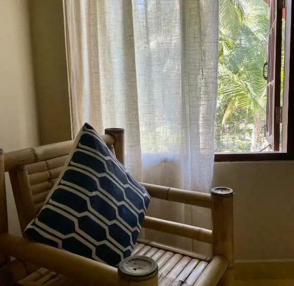 バス共有のスタンダードルーム, Mythai Guesthouse