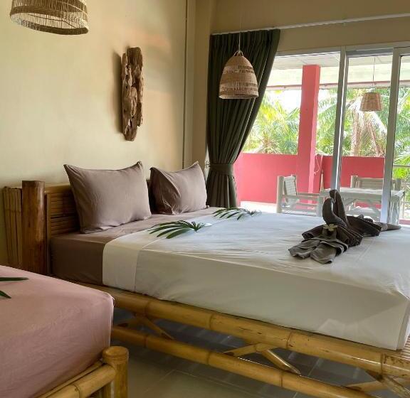 스탠다드 트리플 룸, Mythai Guesthouse