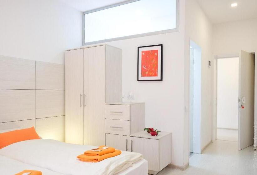 غرفة قياسية, Black Cube