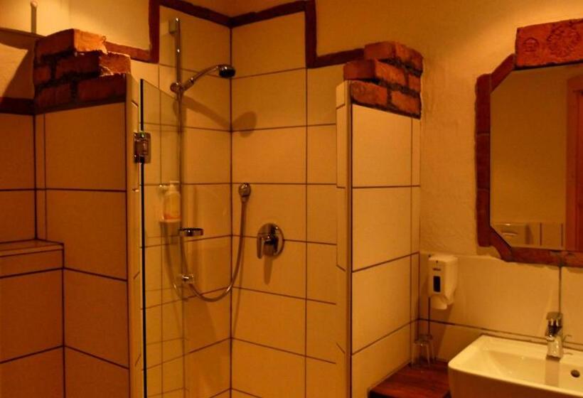 Номер Стандарт Вид на Сад, Landgasthof Entenwirt Tarsdorf