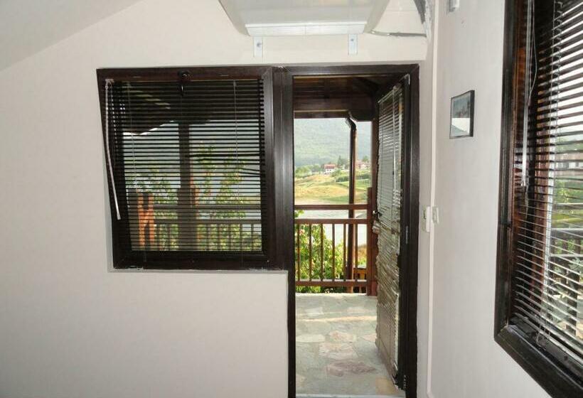 غرفة قياسية مزوَّدة بتراس, Family Hotel Belvedere