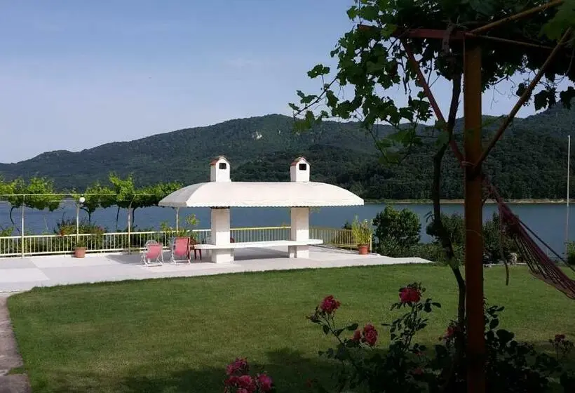 ファミリールーム, Family Hotel Belvedere