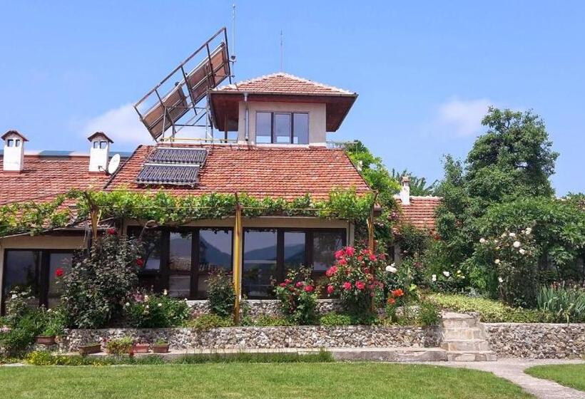 غرفة عائلية, Family Hotel Belvedere