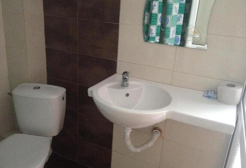 غرفة عائلية, Family Hotel Belvedere