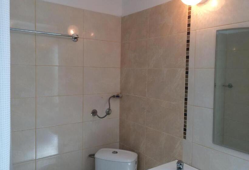 غرفة عائلية, Family Hotel Belvedere