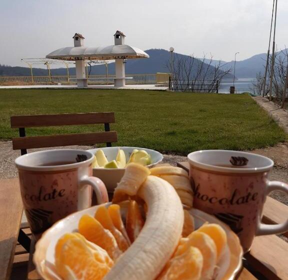 غرفة عائلية, Family Hotel Belvedere