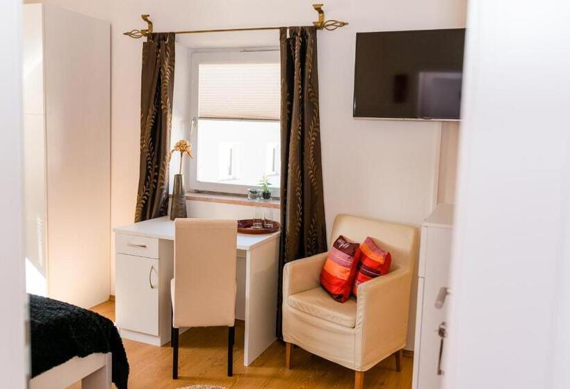 חדר סטנדרט יחיד, Frühstückspension Scharinger Hof