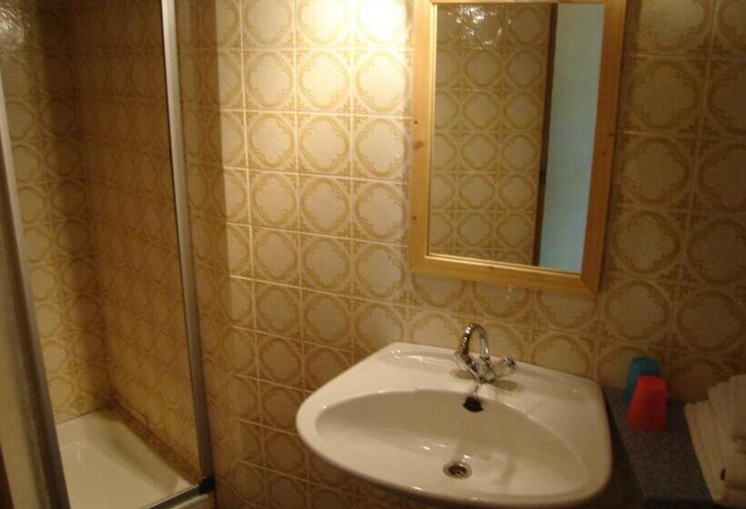 غرفة قياسية مزوَّدة بشُرفة, Hirscheggerhof