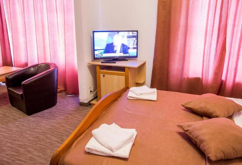 套房, Motel Darina