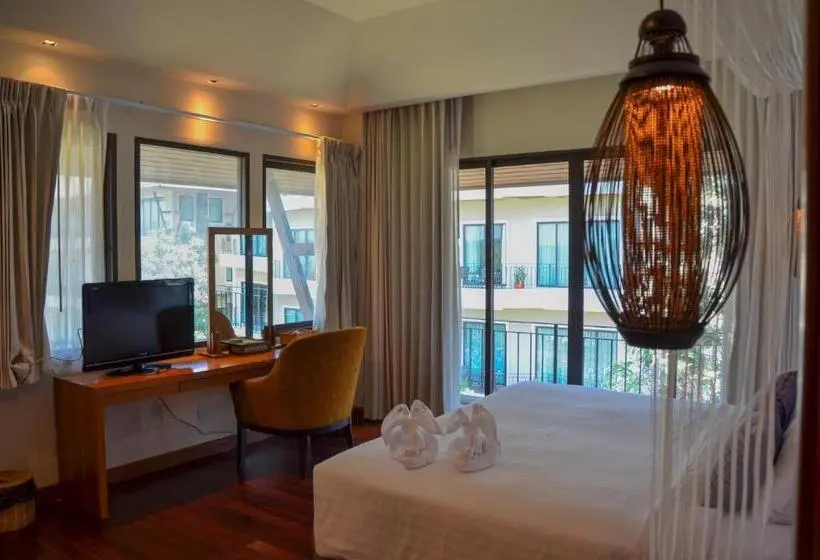 スイート, Patravana Resort