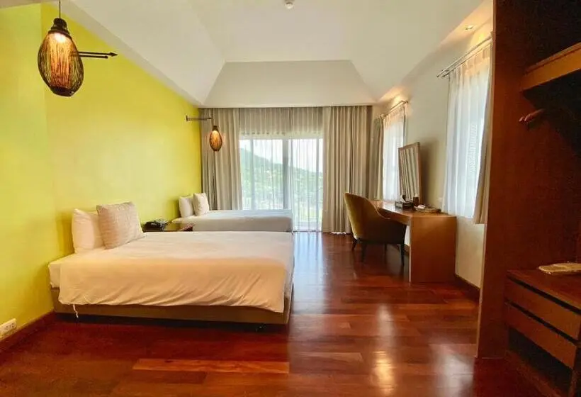 景色の見えるスイートルーム, Patravana Resort