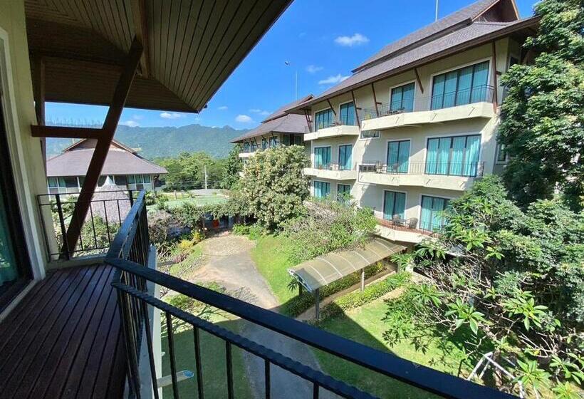 סוויטה, Patravana Resort