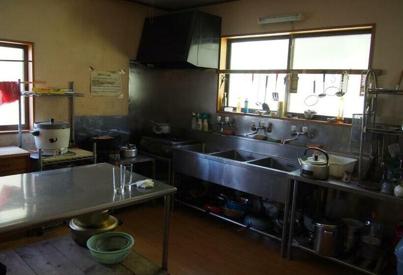 חדר משפחתי חדר אמבטיה משותף, Furuki