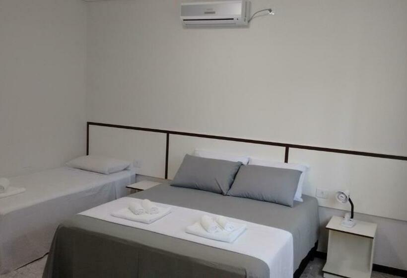 غرفة قياسية ثلاثية, Imperial