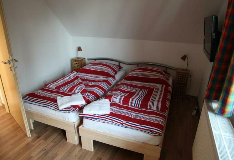 Standard Szoba, König In