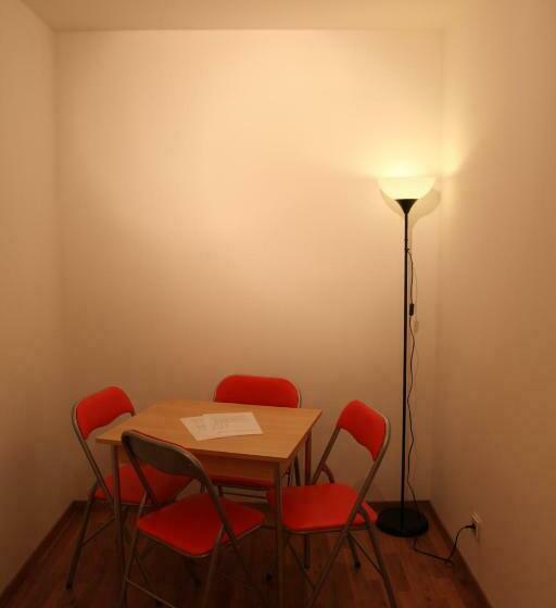 Standar Háromágyas Szoba Erkéllyel, König In