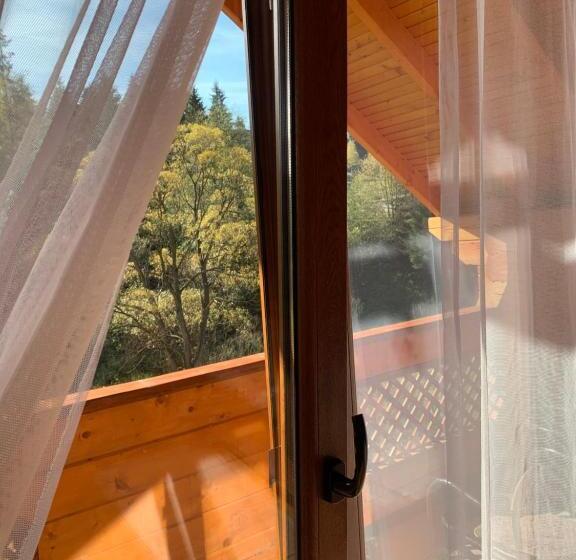 اتاق سوپریور با تخت بزرگ, готель близнюки