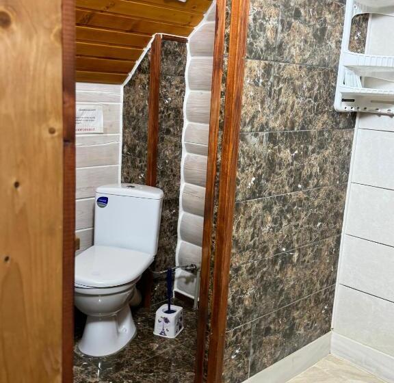 اتاق راحتی سه تخته, готель близнюки