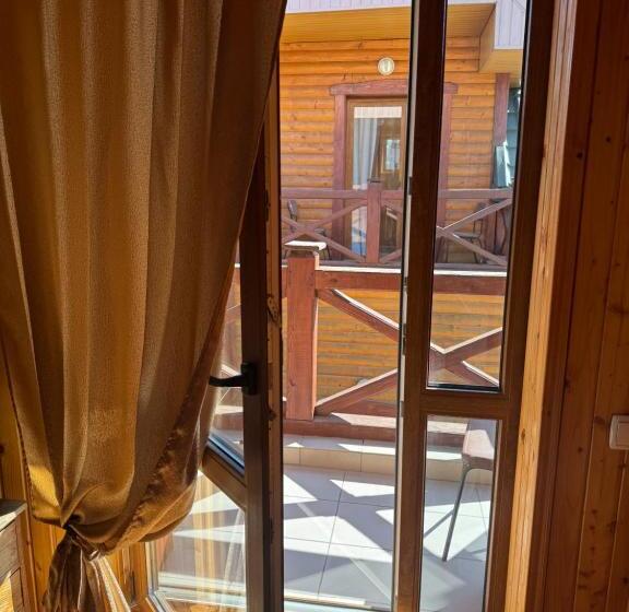 خانه 1 خوابه, готель близнюки