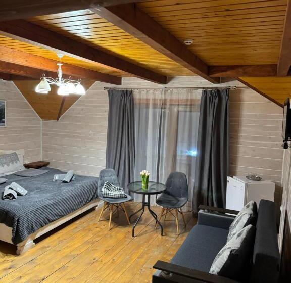 سوییت خانوادگی, готель близнюки