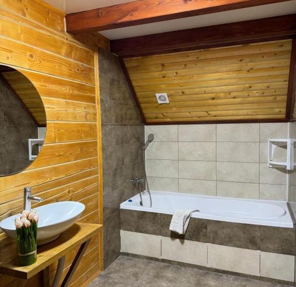 سوییت خانوادگی, готель близнюки