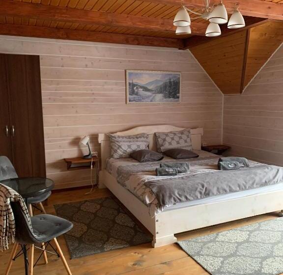 Family Suite, готель близнюки