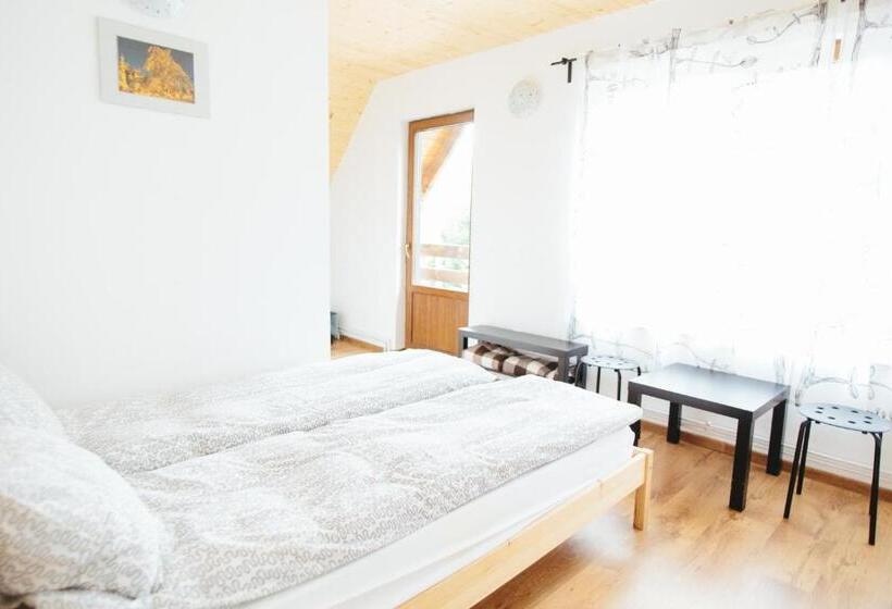 غرفة قياسية ثلاثية مزودة بشرفة, Vilele Superski