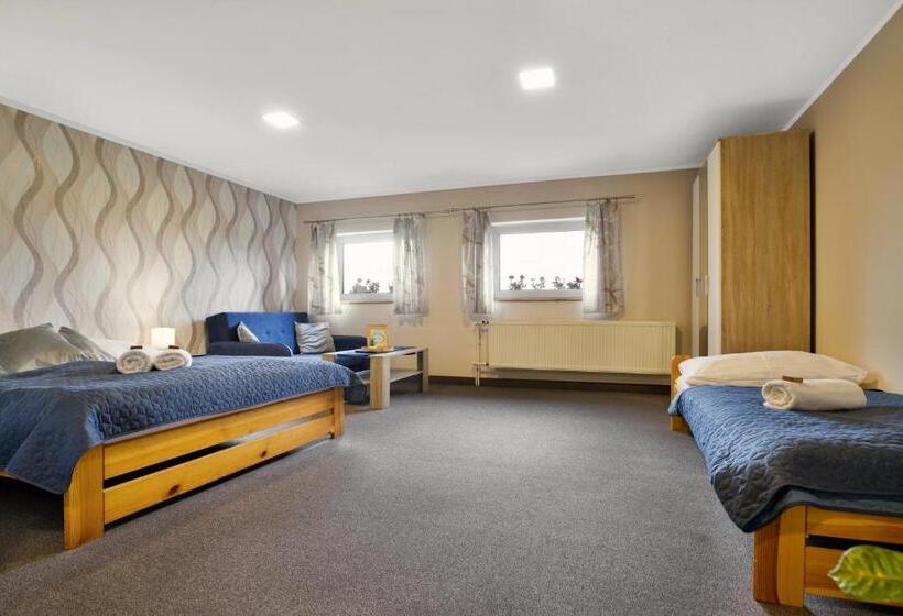 חדר קומפורט לשלושה, Pension Růžák