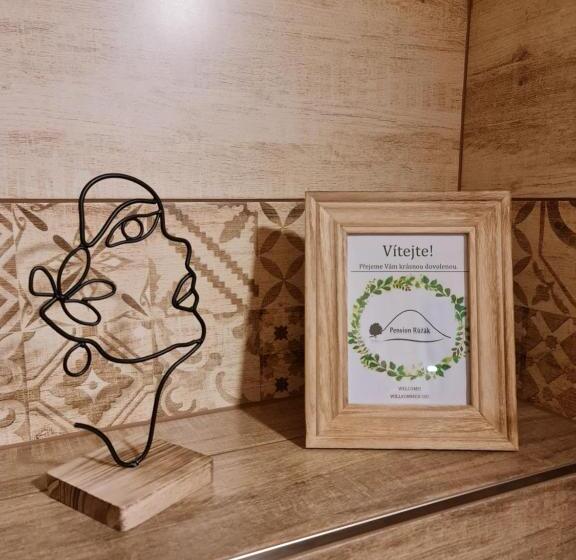 חדר קומפורט לשלושה, Pension Růžák