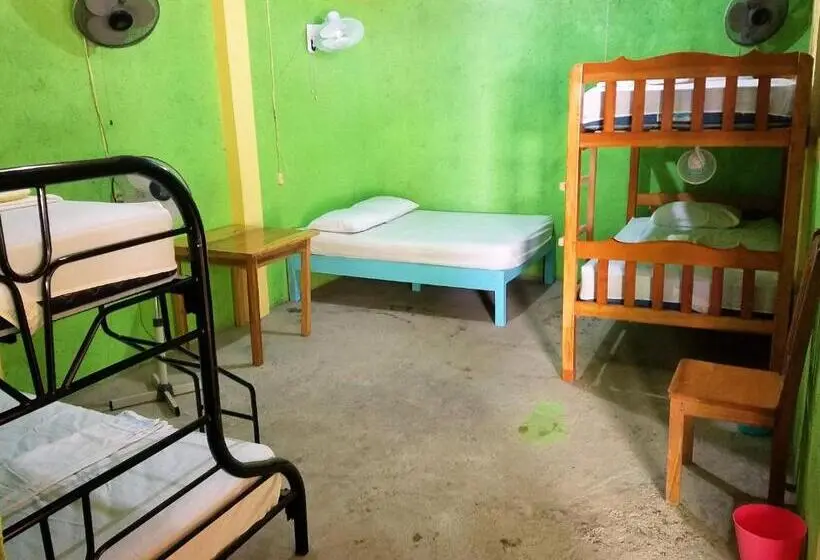 اتاق استاندارد چهار تخته, B&b, Family Run Homestay, Hospedaje La Penita