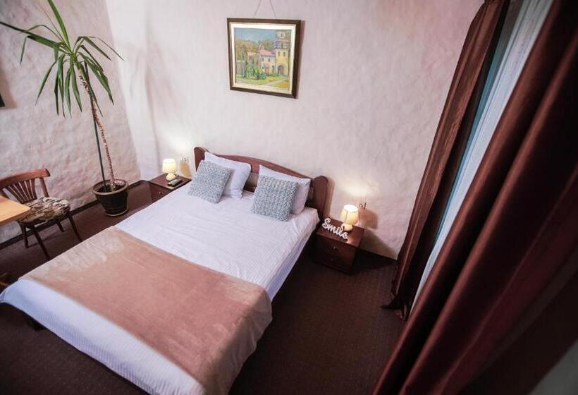 带阳台的豪华间, Fazenda Na Goncharakh