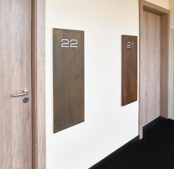 Deluxe Værelse m. Balkon, Weinlodge Siedler