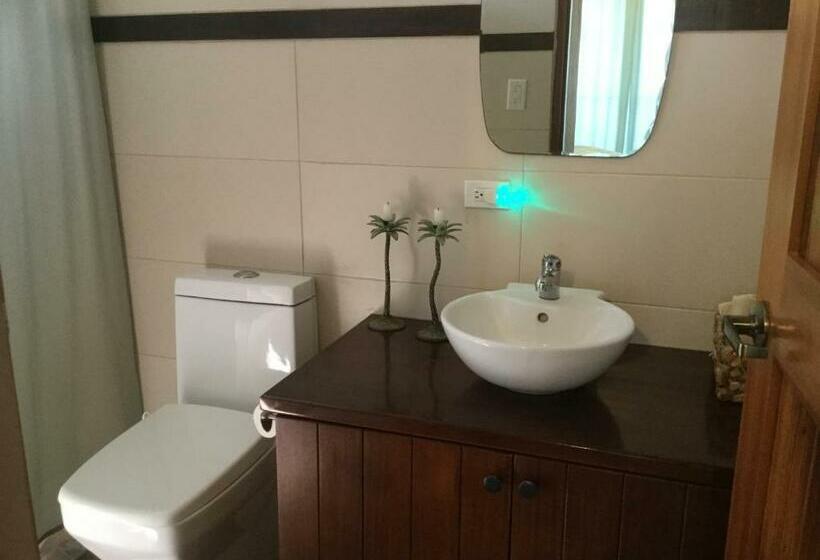 디럭스 룸, Hawk's Nest Bed & Breakfast