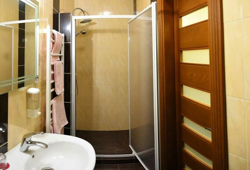 חדר סטנדרט, Golden Palace