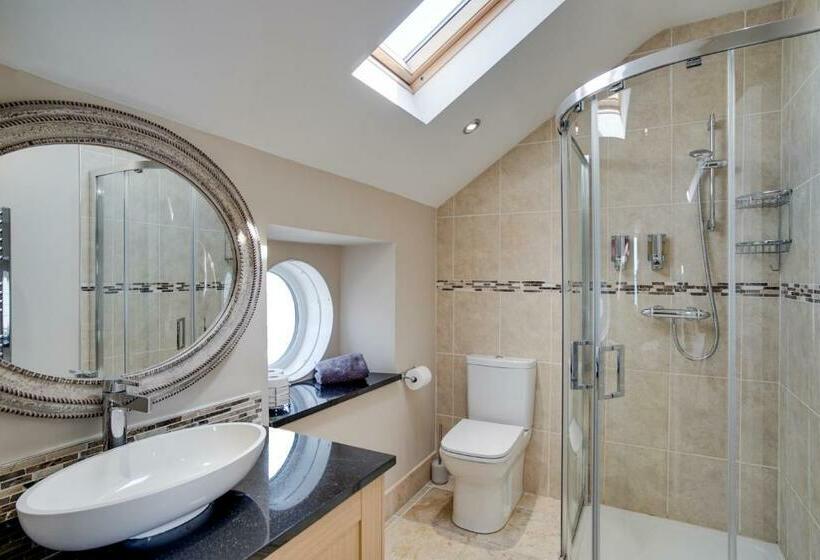 테라스 주니어 스위트, Shore