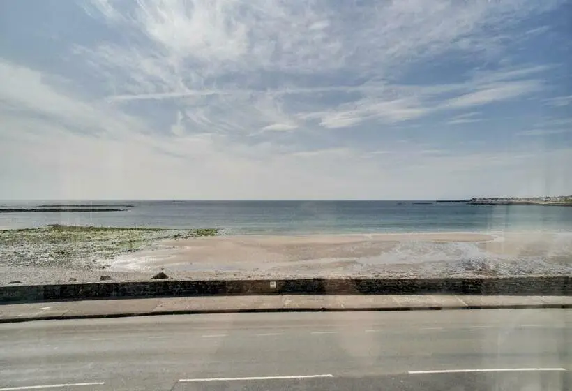 سوئیت با تخت بزرگ, Shore