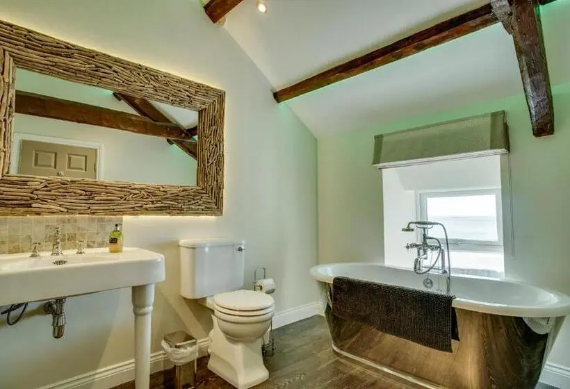 Deluxe Suite Sea View, Shore
