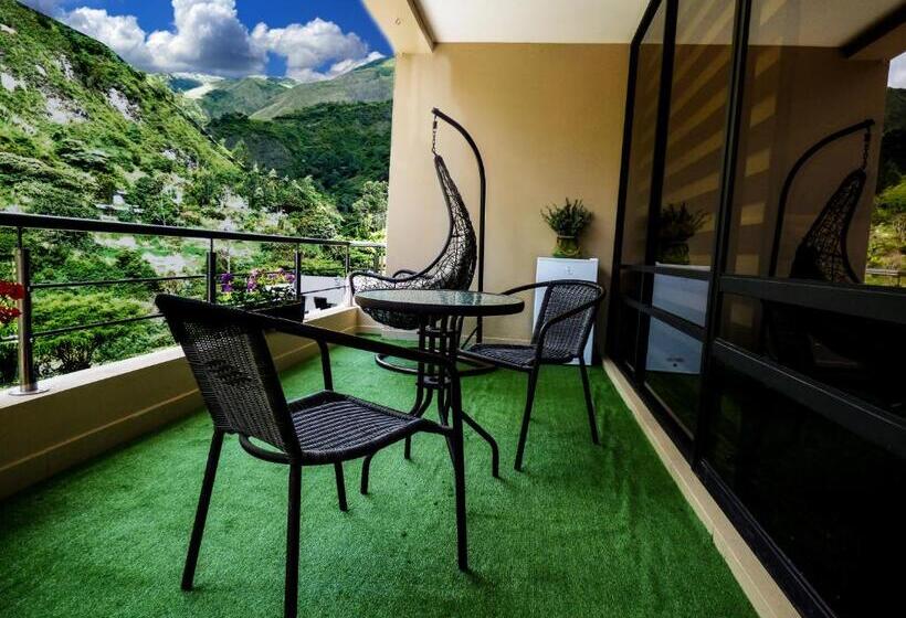 جناح ديلوكس, Termales Chachimbiro Fuente De Vida