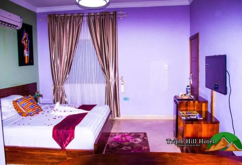 キングサイズベッドのデラックスルーム, Triple Hill