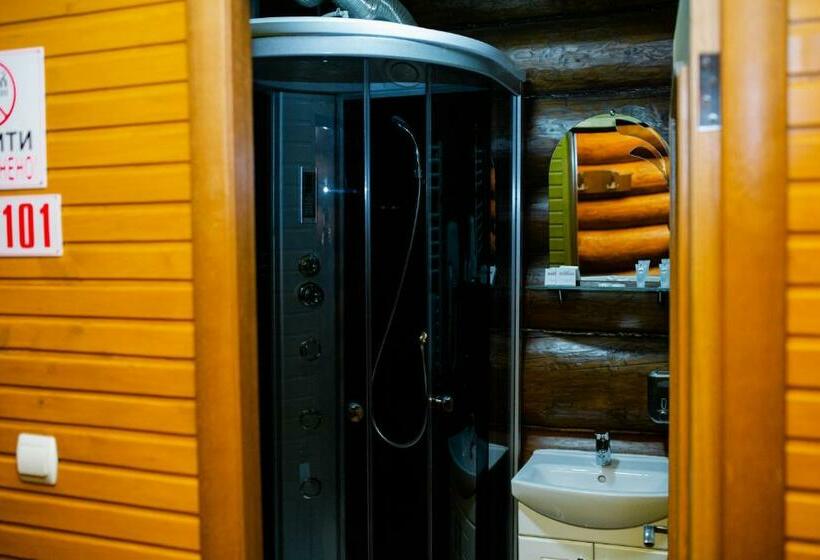 חדר סטנדרט לארבעה, Zatyshok