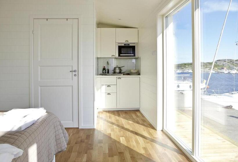 スタンダードスタジオ, Kajkanten Vrångö