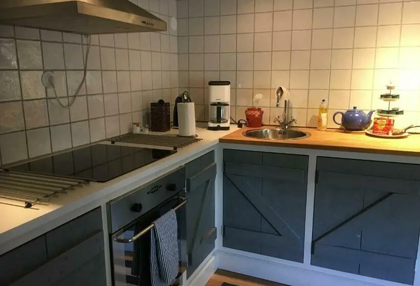 １ベッドルームアパートメント, One Room Bed & Breakfast