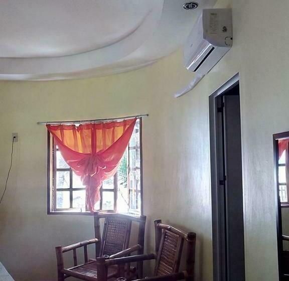 اتاق استاندارد با چشمانداز دریا, Old Castle