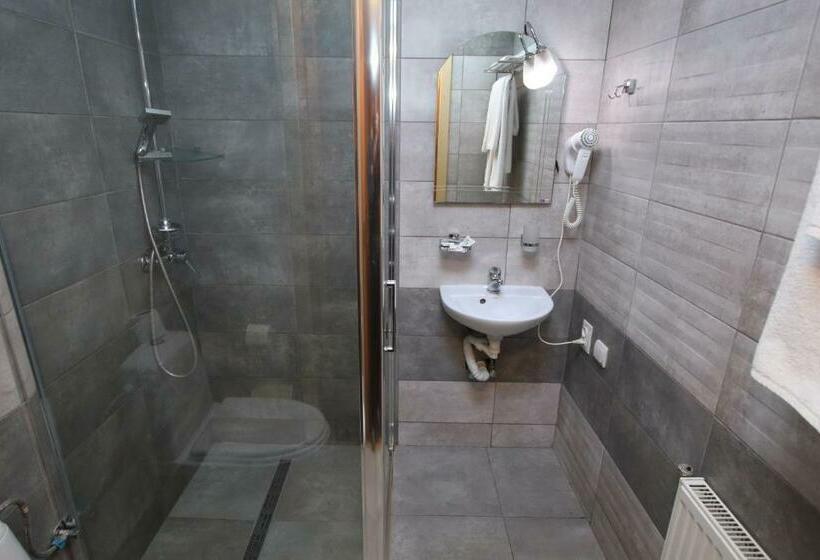 جناح جونيور, Bayka   Spa Resort